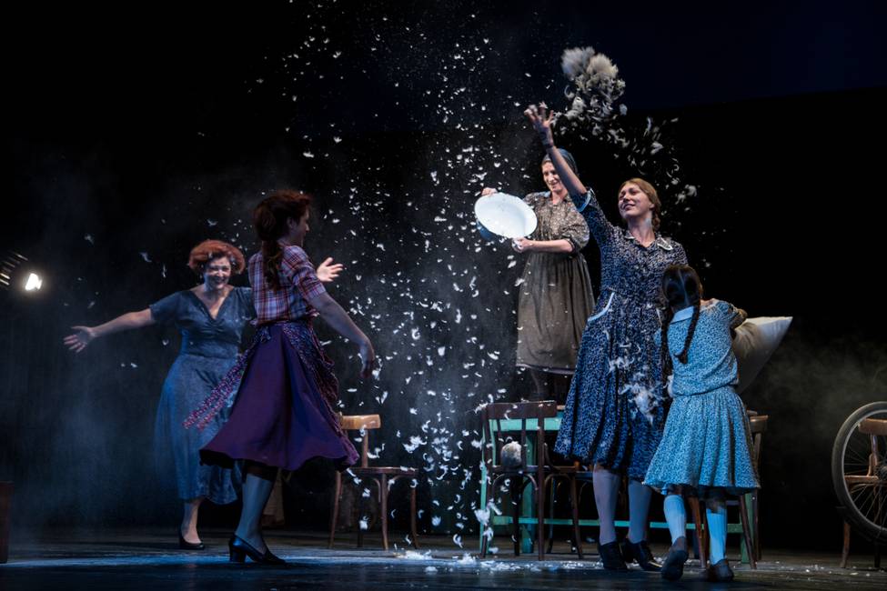 Kaća Čelan HEIMATBUCH (Knjiga o zavičaju) režija Gorčin Stojanović